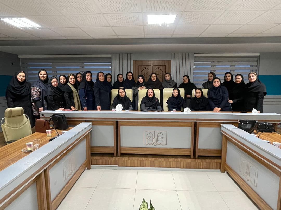 دبیرستان دخترانه متوسطه دوره اول مهر دانش