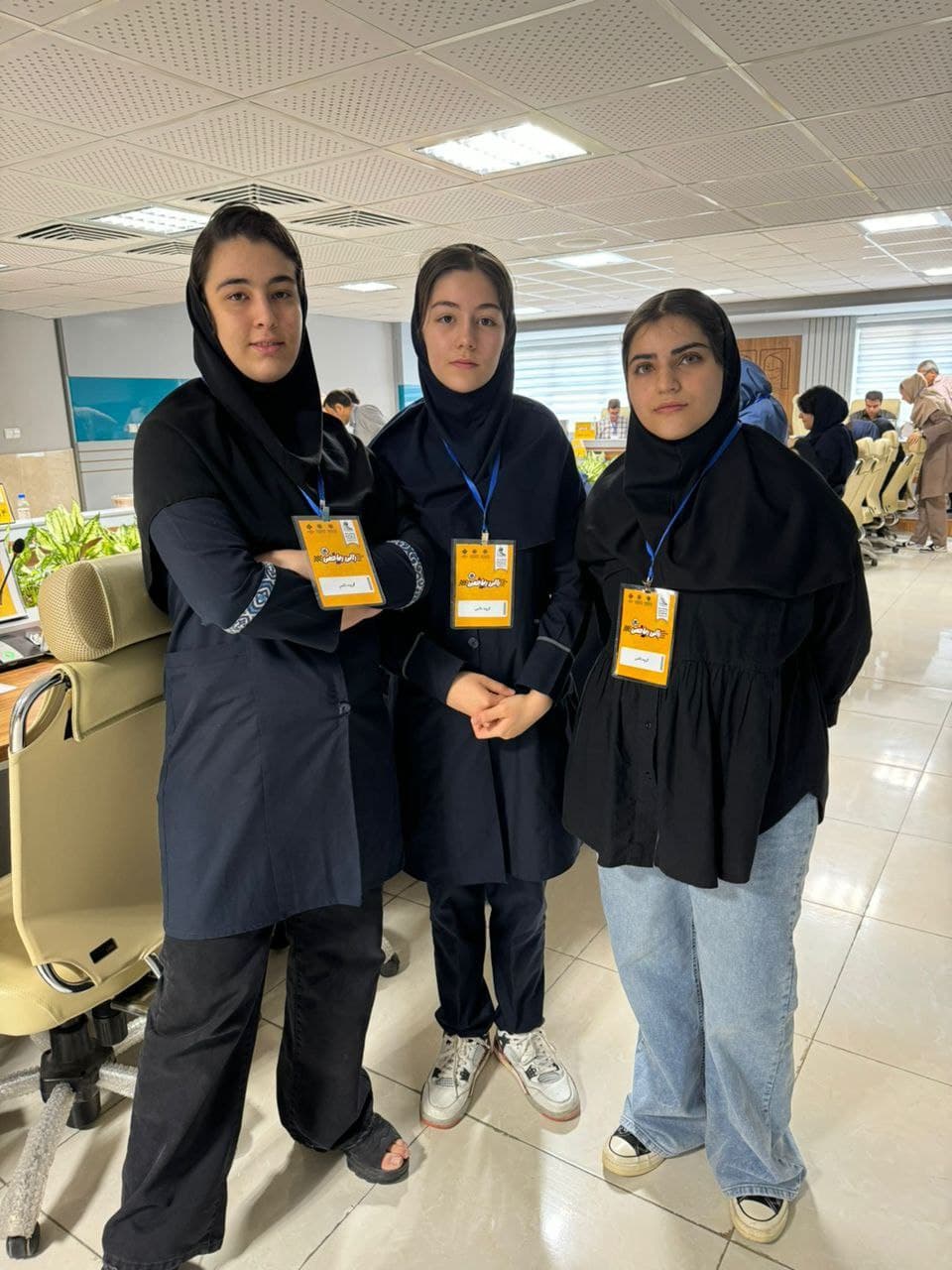 دبیرستان دخترانه متوسطه دوره اول مهر دانش